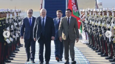 Lukashenko Tiba di Jakarta, Sjafrie Mewakili Prabowo Sambut Langsung di Halim