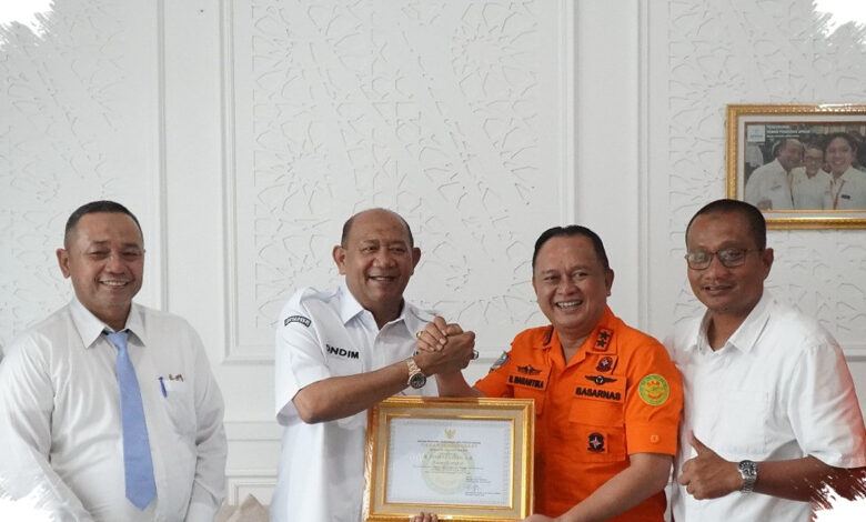 Basarnas Beri Penghargaan ke Syah Afandin, Langkat Dinilai Cepat Tangani Banjir