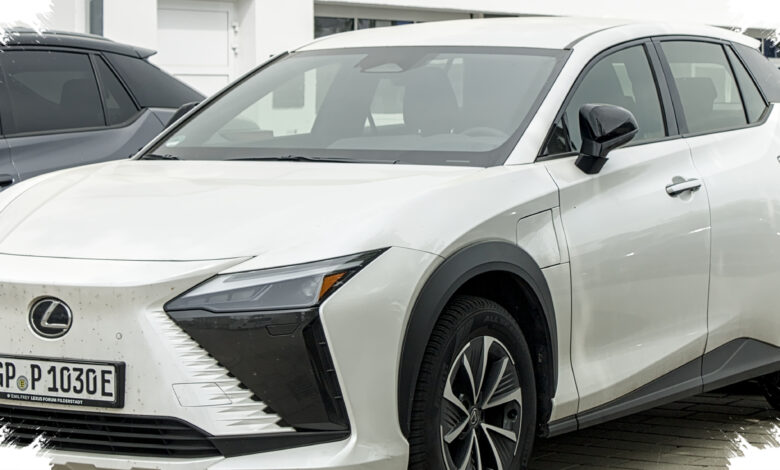 RZ 350e Premium Ternyata Paling Masuk Akal, Lexus Justru Menaruhnya di Bawah $50.000