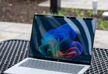 HP OmniBook 5 OLED Turun Drastis, Layar Tajam Kini Makin Terjangkau