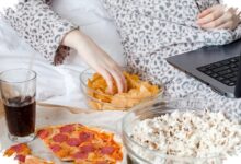Emotional Hunger Sering Disangka Lapar, Kenali Bedanya Sebelum Salah Ngemil