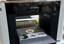 xTool O1 Omni Printer Menyatukan 4 Alur Produksi, Satu Mesin untuk Studio Kecil