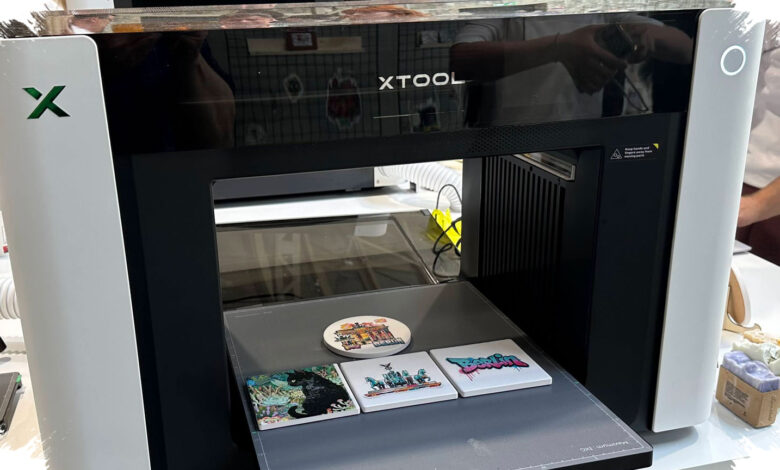 xTool O1 Omni Printer Menyatukan 4 Alur Produksi, Satu Mesin untuk Studio Kecil