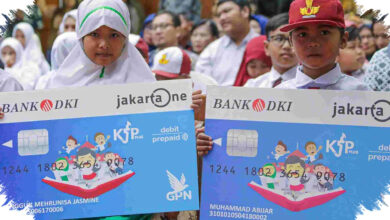 707 Ribu Pelajar Jakarta Mulai Terima KJP Plus, Dana Tunai Tak Bisa Ditarik Penuh
