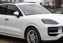 Porsche Cayenne Rakitan Malaysia Turun Harga, Inden Jadi Lebih Singkat