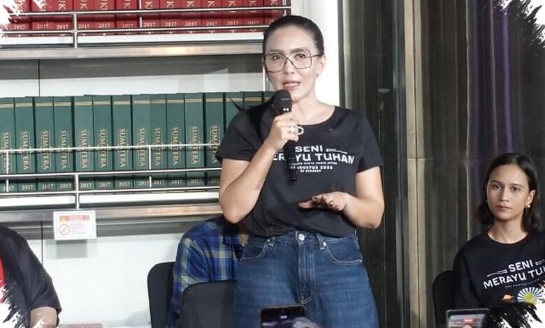 Rieke Diah Pitaloka Pilih Seni Merayu Tuhan, Peran Ibu Ini Terasa Terlalu Dekat