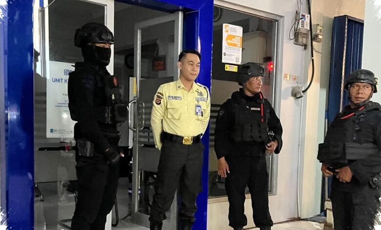 Patroli Malam Brimob Jabar di Cirebon, Kehadiran yang Langsung Menjaga Rasa Aman
