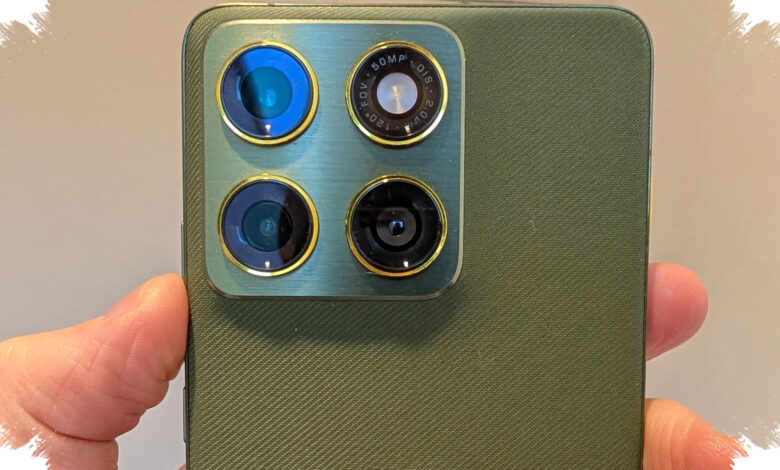 Motorola Signature Datang Dengan Paket Flagship Lengkap, Tapi 3 Kompromi Ini Sulit Diabaikan