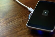 Charger Nirkabel Ternyata Lebih Boros, Kabel Justru Lebih Cerdas untuk Harian