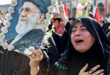 Mojtaba Khamenei Absen di Pemakaman Ayahnya, Spekulasi Soal Nasibnya Menguat