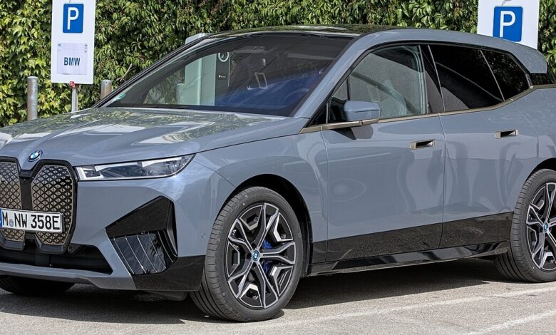 BMW Siapkan iX7 Listrik, Kabin Mewah dan 570 Hp Jadi Senjata Utama