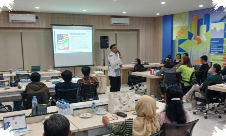 Volatilitas Pasar Belum Reda, Edukasi Trader Makin Jadi Penentu