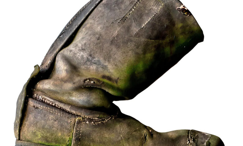 Sepatu Kulit Jarang Dipakai Justru Bisa Retak, Kesalahan Simpan Ini Sering Diabaikan