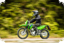 KLX230 2027 Naik Harga, Perubahan Minim Bikin Motor Ini Makin Dipertanyakan
