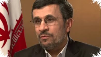 Ahmadinejad Muncul di Pemakaman Khamenei, Kabar Tewas yang Beredar Langsung Buyar