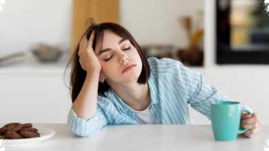 4 Kebiasaan Malam yang Sering Muncul pada Orang IQ Tinggi, dari Begadang sampai Teh Herbal