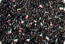 Najaf dan Karbala Dipadati Jutaan Pelayat, Prosesi Pemakaman Ali Khamenei Mengular