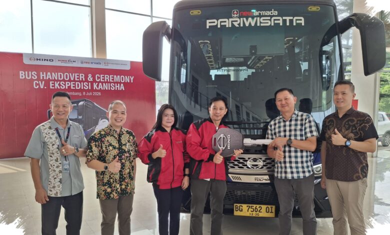 Laskad Trans Tetap Pilih Hino GB 150 AT, Transmisi Otomatis Jadi Andalan Armada Wisata