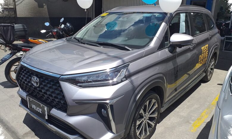 Veloz Hybrid 1.5 V Ternyata Paling Laku, Tipe Termurah Justru Menguasai Penjualan