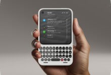 Clicks Communicator Hidupkan Lagi Rasa BlackBerry, Bawa Android 16 ke Keyboard Fisik