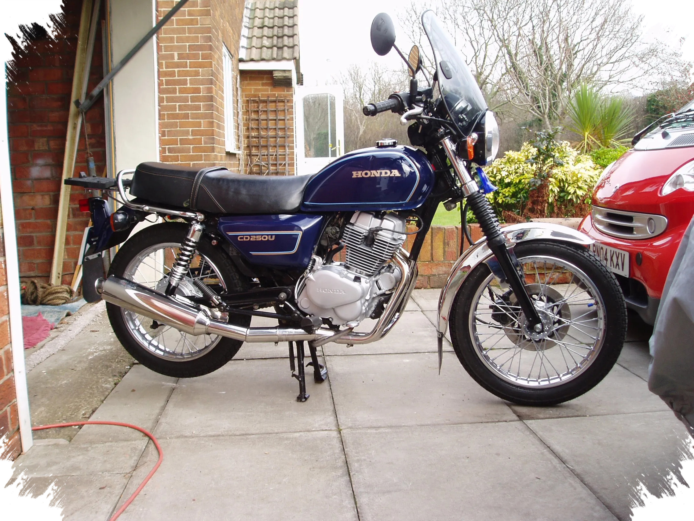 Honda NS125A vs Yamaha Jog i Plus, Mana Skutik Ringkas yang Paling Pas Buat Harian?