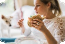 5 Penyebab Nafsu Makan Meningkat Menjelang Menstruasi, Bukan Sekadar Ngidam