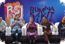 Ratna Riantiarno Lepas Tafsir Lama, Rumah Sakit Jiwa Hadir dengan Nafas Baru