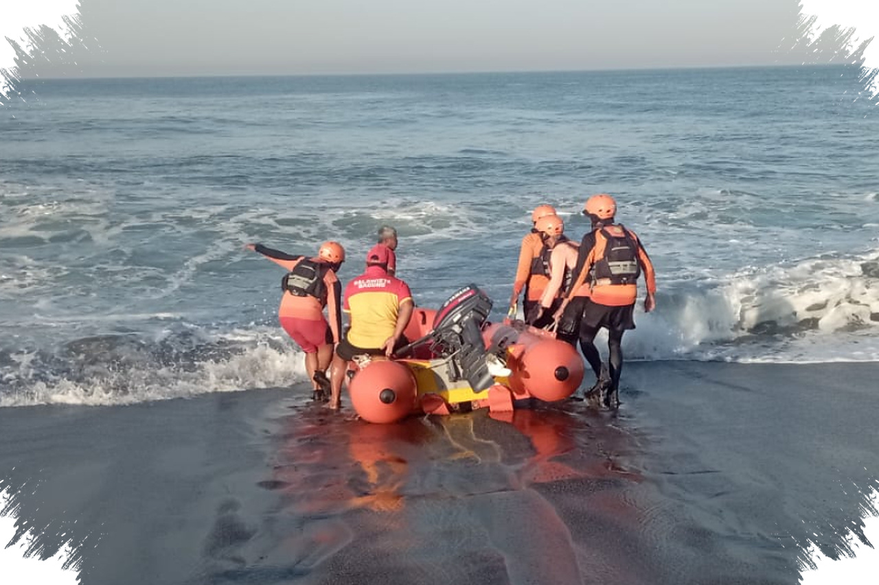Rubber Boat dan Drone Dikerahkan, Remaja 17 Tahun di Pantai Pererenan Masih Dicari