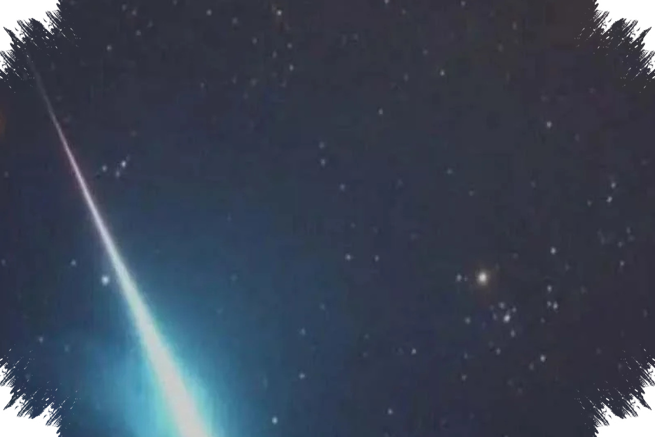 Meteor dari Bekasi ke Jawa Tengah, BRIN Ungkap Kenapa Warnanya Bisa Berubah