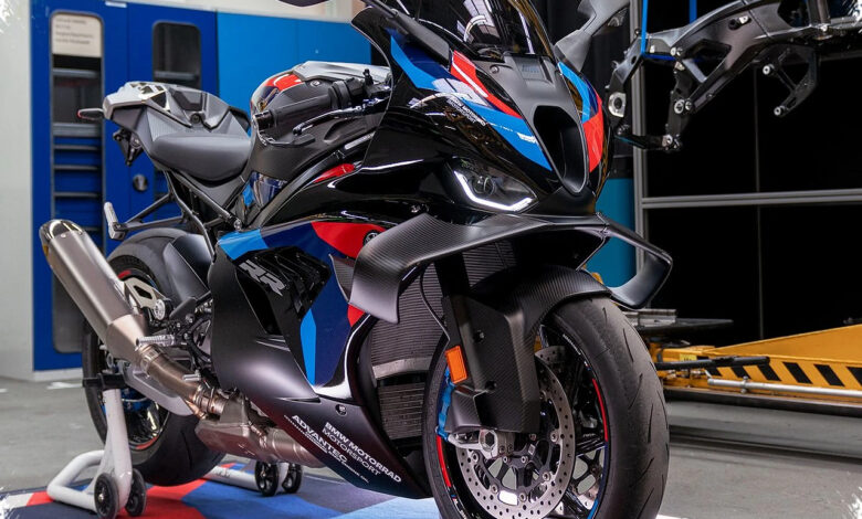 BMW M 1000 RR 2027 Punya Rangka Baru yang Lebih Ringan, Karakternya Makin Tajam