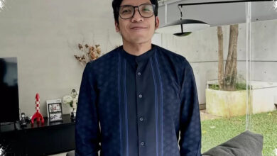 Desta Jalani Operasi Penyedotan Darah di Mata Usai Kena Bola Padel