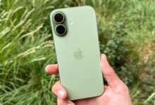Apple Tinjau Ulang iPhone 17 Standar, Biaya Komponen Bisa Pangkas Produksi