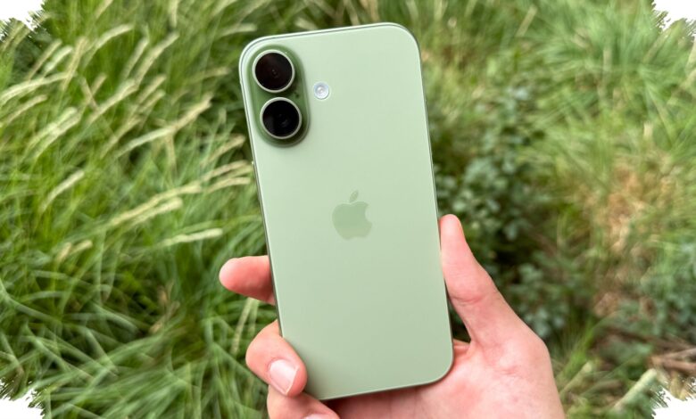 Apple Tinjau Ulang iPhone 17 Standar, Biaya Komponen Bisa Pangkas Produksi