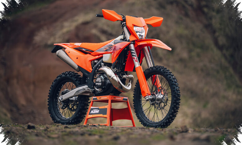 KTM 300 EXC 2027 Cuma 104 Kg, Tenaganya Bikin Enduro Lawan Sulit Mengejar