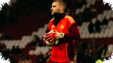 Ter Stegen ke Ajax, Maarten Paes Hadapi Saingan Baru di Bawah Mistar