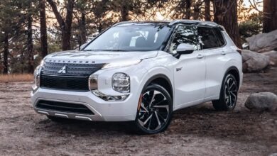 Outlander PHEV 2026 Makin Serius, Bisa Jalan 72 Km Tanpa BBM