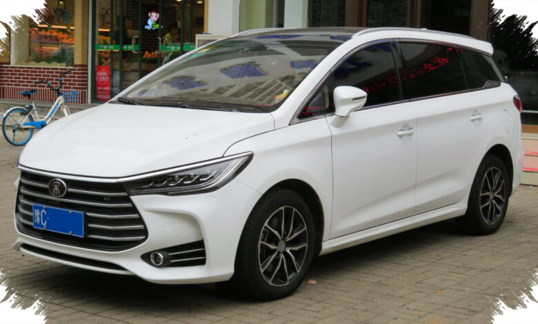 BYD M6 DM PHEV di Jalur Bandung-Subang, Senyap, Gesit, dan Sangat Irit