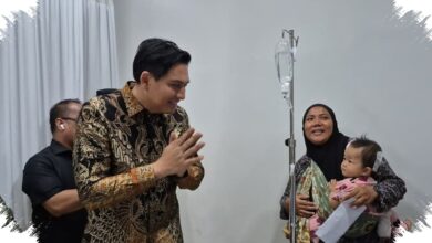 Lucky Hakim Siap Jadi Orangtua Asuh, Duka Pantura Indramayu Makin Mengiris