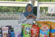 Pulang dari Malaysia, Rosyidah Naikkan Penjualan C’milzea hingga 100 Kemasan