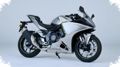 Honda CB400 Super Four 2026 Andalkan E-Clutch, Mesin 4-Silinder Tetap Memikat