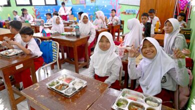 MBG untuk Anak Keluarga Mampu Bisa Dihentikan, Dampaknya di Sekolah Dikaji
