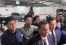 Hotman Paris Dampingi Febrie Ardiansyah, Status Tersangka Disampaikan di Kejagung