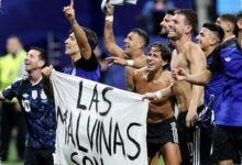 Spanduk Malvinas Usai Semifinal Memicu Desakan Inggris agar FIFA Menghukum Argentina