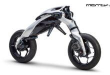 Yamaha MOTOROiD Λ Bergerak Tanpa Pengendara, AI-nya Belajar dari Setiap Jejak