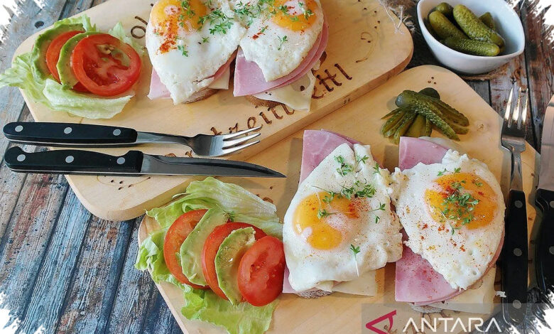 Protein Jangan Ditumpuk saat Makan Malam, Sarapan Membantu Energi Lebih Stabil
