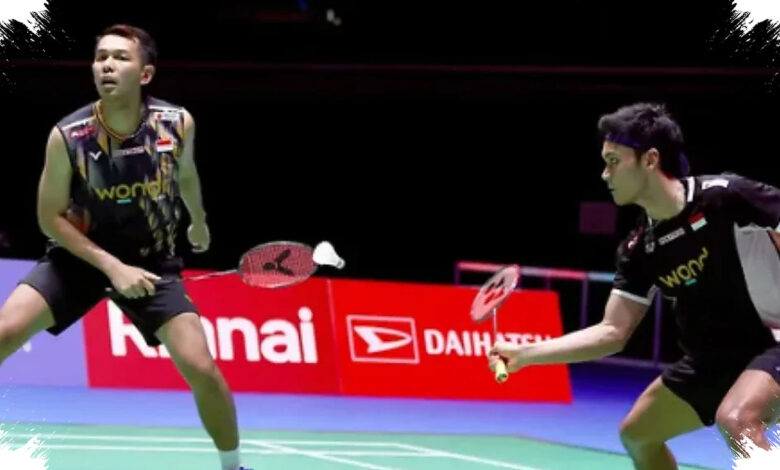 Strategi Awal Gagal, Fajar/Fikri Ubah Tempo dan Amankan Semifinal Japan Open