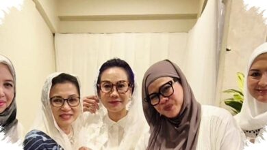 Alasan Donna Agnesia Mengenakan Hijab Putih di Tahlil Rachmat Gobel, Pesan Toleransinya