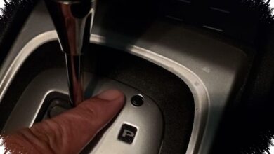 Shift Lock Mobil Matik Bisa Jadi Penolong Parkir Paralel, Begini Fungsinya