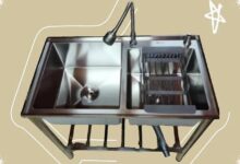 Kitchen Sink dengan Dudukan Ponsel Ini Ubah Area Cuci Jadi Ruang Kerja