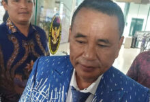 PWI Desak Hotman Paris Minta Maaf, Ucapan di Kejagung Dinilai Merendahkan Wartawan